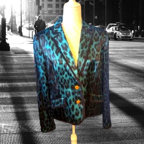 sandra & andre Jackets & Blazers - Sandra & andre Black and Green 100% silk Blazer animal print Classic Cut Sz XL
